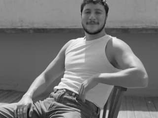 WebCAM of JamesBolton