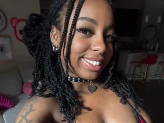 WebCAM of MsCookieSwirl