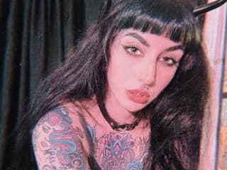 lunaisgriffin WebCAM 